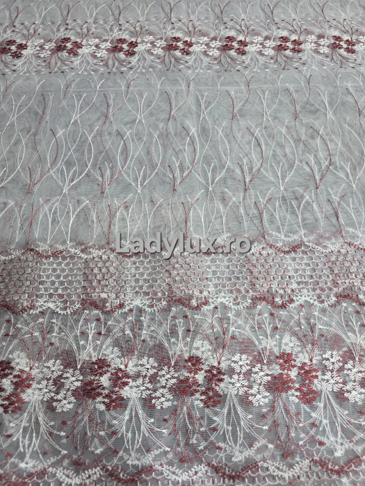 Perdea alba cu broderie Rosie Model Fagure– gata cusuta cu tiv si rejansa - 4M x 2.5h [2]