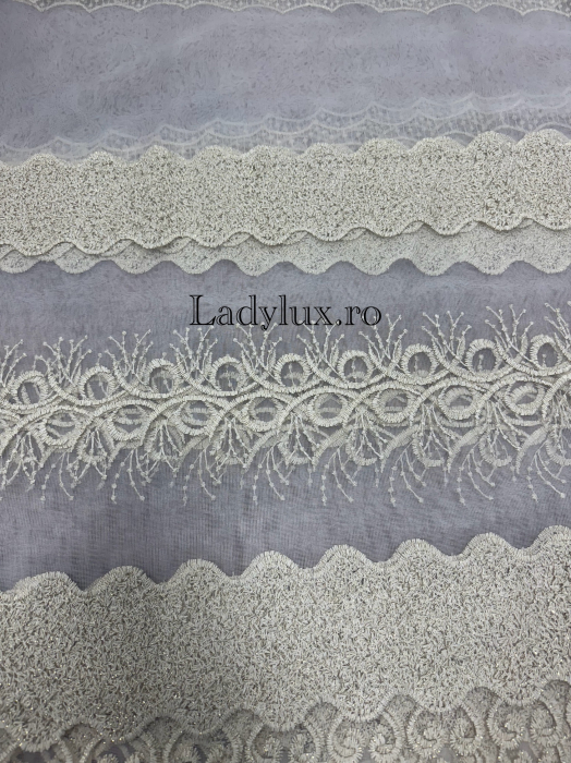 Perdea alba cu broderie Crem Plin – gata cusuta cu tiv si rejansa - 3M x 2.5h [2]