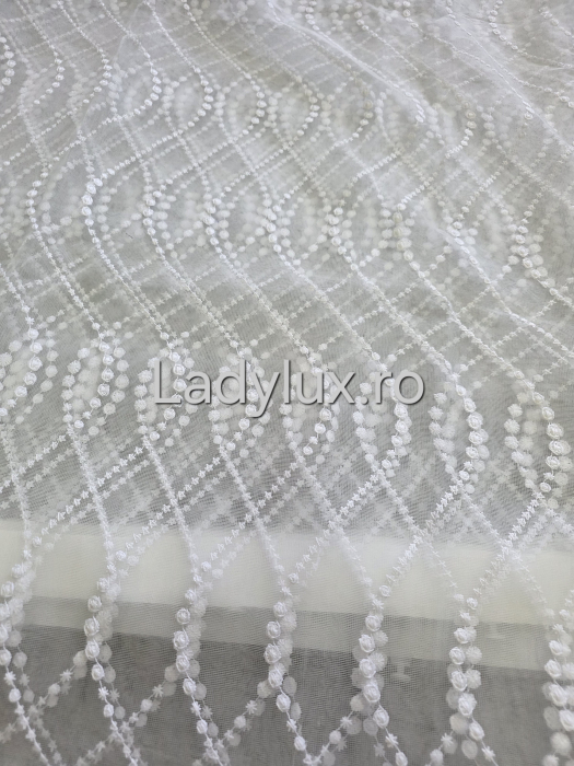 Perdea alba cu broderie Alba Lant  cu Tiv si Rejansa 4M X2.5 h [2]