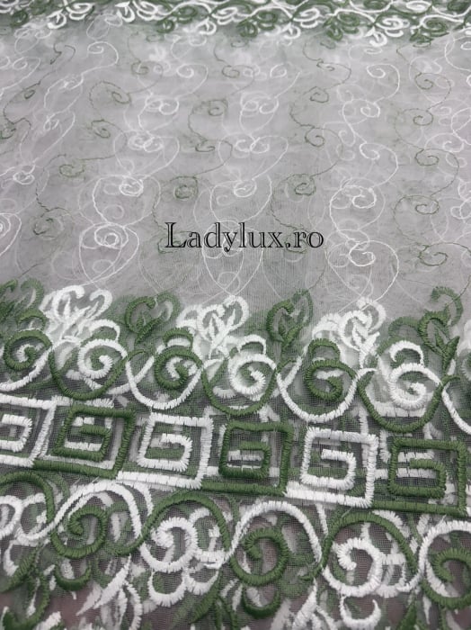 Perdea alba cu broderie Verde+alb  –C1826  gata cusuta cu tiv si rejansa - 3M x 2.5h [3]
