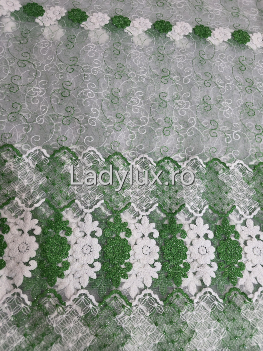 Perdea albă cu Broderie Verde  Model Floare– rafinament și strălucire discretă C1739 [2]