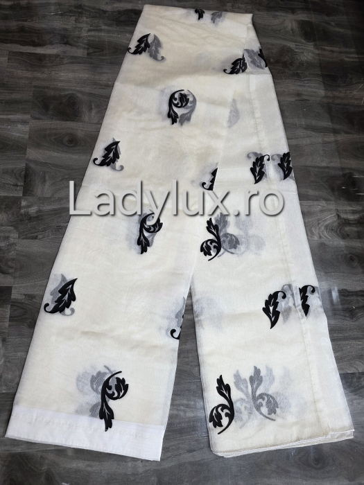 Perdea din organza Bej cu Model negru , gata făcută cu tiv și rejansă C1465 [1]