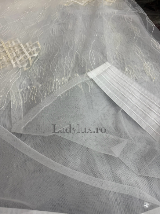 Perdea din Tull cu Model – 4 m x 2.8 m, Cusută cu Tiv și Rejansă de 6 cm - Broderie Bej C1588 [3]