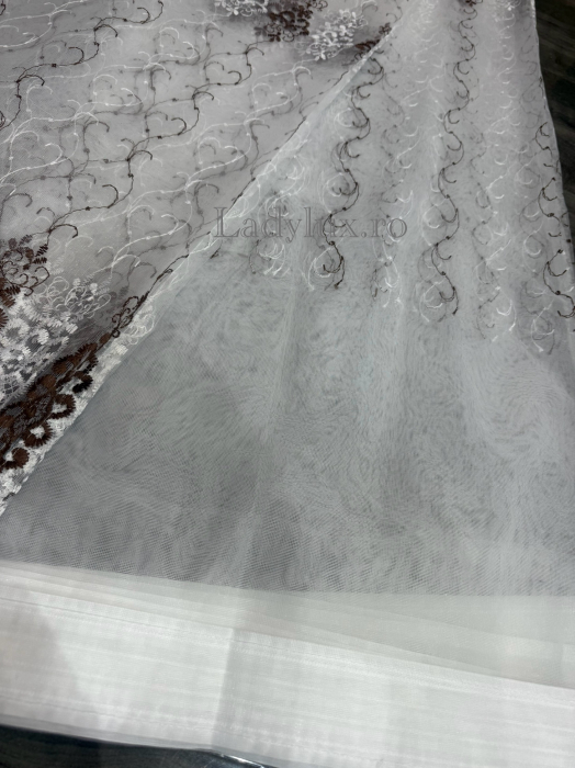 Perdea din Tull cu Model – 4 m x 2.8 m, Cusută cu Tiv și Rejansă de 6 cm - Broderie Brawn C1581 [3]