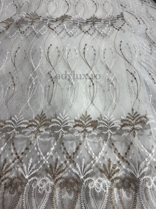 Perdea din Tull cu Model – 4 m x 2.8 m, Cusută cu Tiv și Rejansă de 6 cm - Broderie Maro C1582 [2]