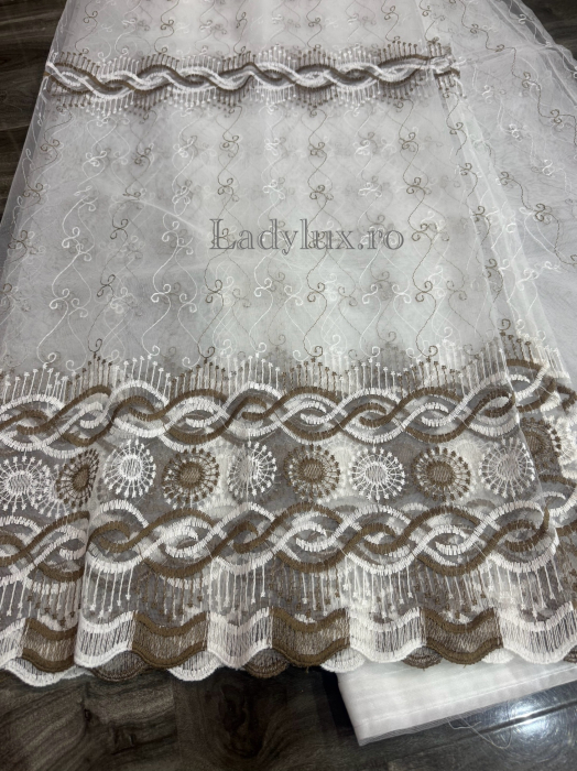 Perdea din Tull cu Model – 4 m x 2.8 m, Cusută cu Tiv și Rejansă de 6 cm - Broderie Maro C1584 [1]