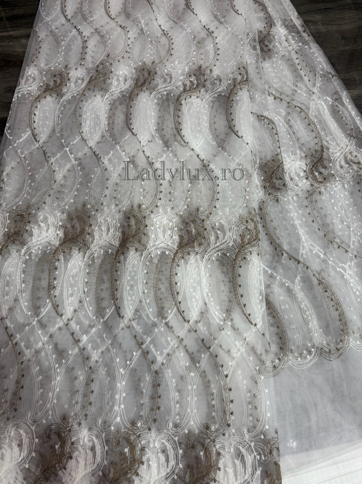 Perdea din Tull cu Model – 4 m x 2.8 m, Cusută cu Tiv și Rejansă de 6 cm - Broderie Maro C1585 [2]