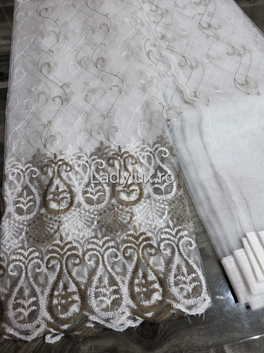 Perdea din Tull cu Model – 4 m x 2.8 m, Cusută cu Tiv și Rejansă de 6 cm - Broderie Maro+alb [1]