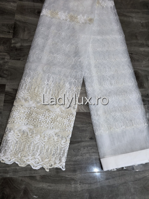Perdea din tulle cu broderie Alb+bej model floral, gata făcută cu tiv și rejansă C1458 [3]