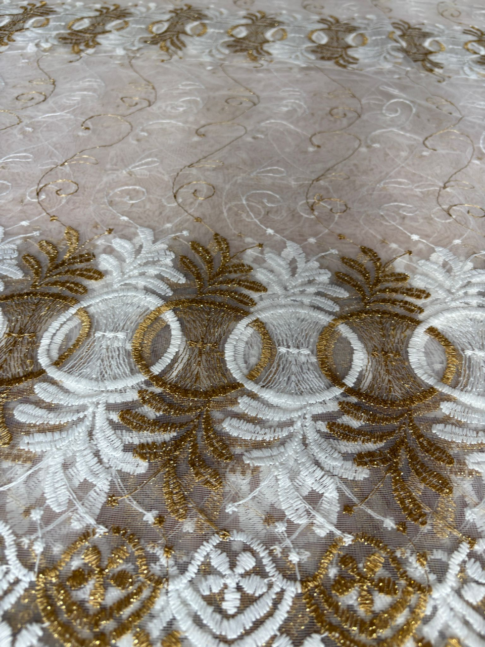 Perdea din tulle cu broderie Alba+Aurie, Model Cerc Antic  4M x 2.5h [2]