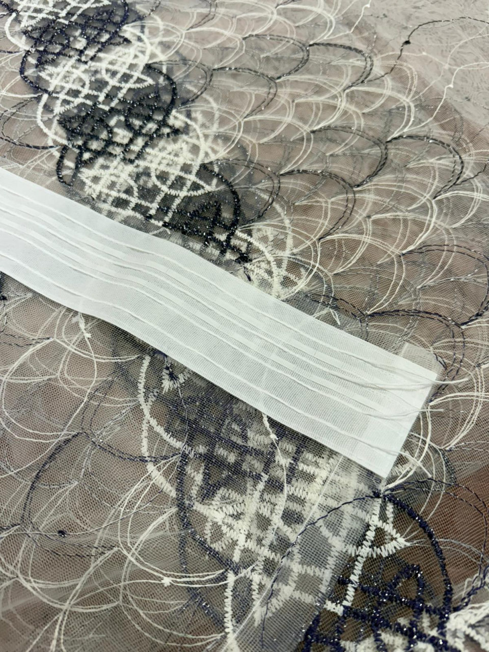 Perdea Tulle cu Broderie Alb+Albastru 4 M x 2.5h - Model Infinit [3]