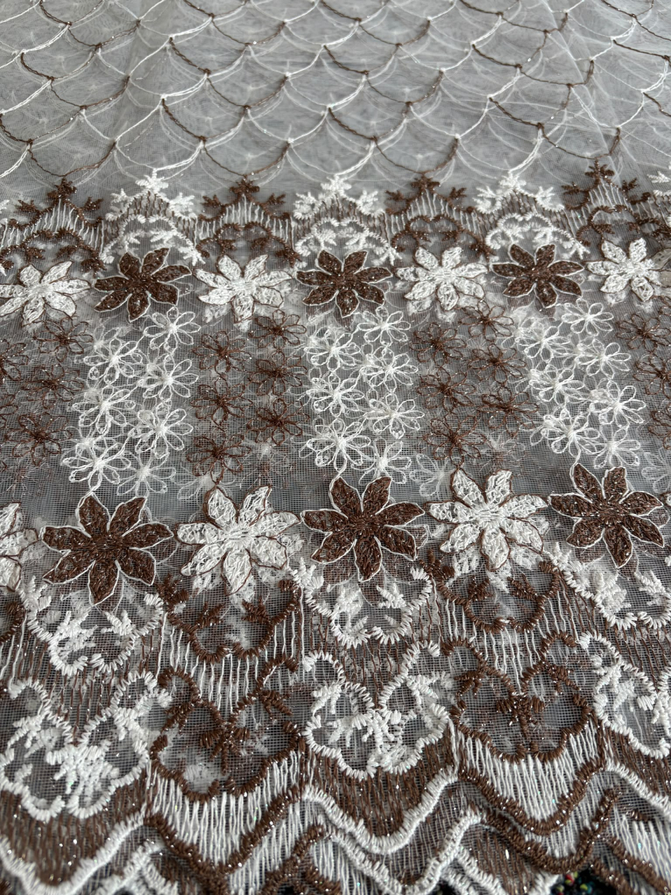 Perdea din tulle cu broderie Alba+Maro, Model  Imperial Floral Three 4M x 2.5h [2]