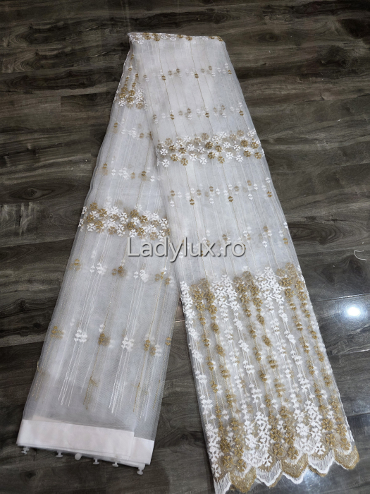 Perdea din tulle cu broderie Maro model fulg, gata făcută cu tiv și rejansă C1452 [2]