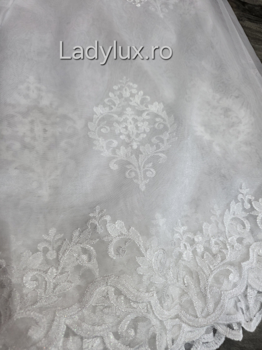 Perdea din tulle cu broderie Alba model Baroc , gata făcută cu tiv și rejansă C1462 [1]