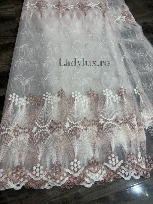 Perdea din tulle cu broderie Roz+alb , model clepsidra, gata făcută cu tiv și rejansă C1597 [1]
