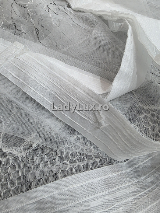 Perdea din tulle cu broderie Negru+alb, Model Fagure 3M x 2.5h [3]