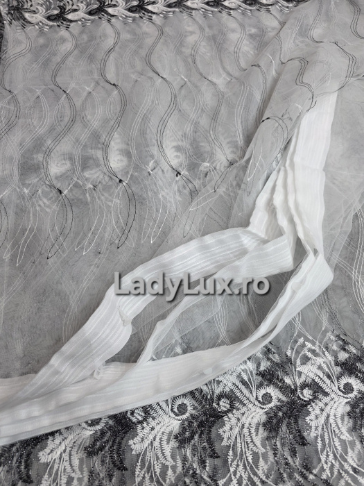 Perdea Tulle cu Broderie Alb+Negru Model festiv - 3M x 2.5h Cu Tiv si Rejansa [4]