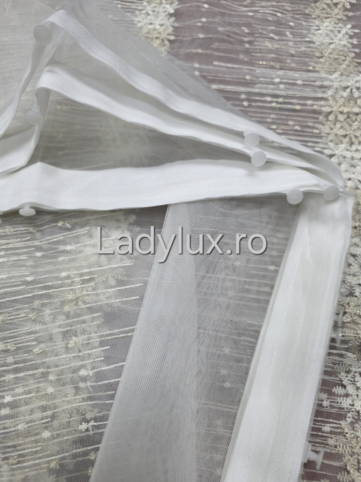 Perdea Ivoar cu broderie Crem+Ivoar Model Fulg– gata cusuta cu tiv si rejansa - 3M x 1.9 h [3]