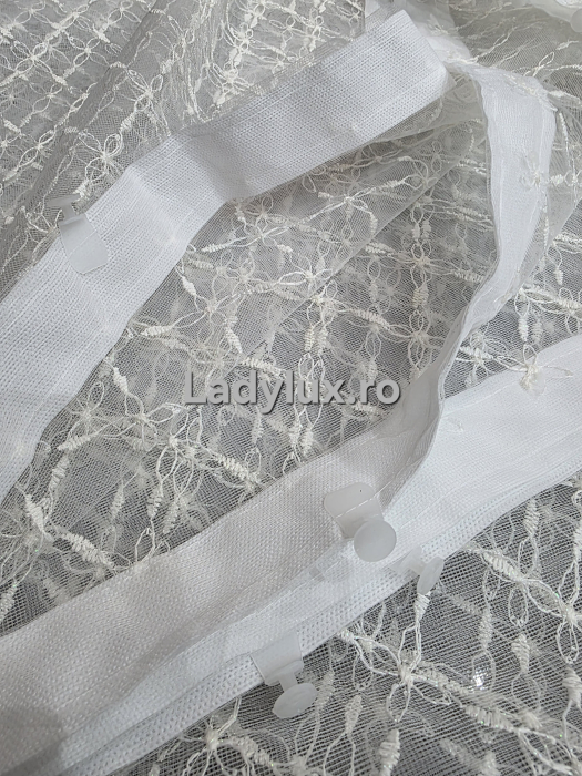 Perdea Ivoar cu broderie Ivoar Model X– gata cusuta cu tiv si rejansa - 3M x 2,5 [3]