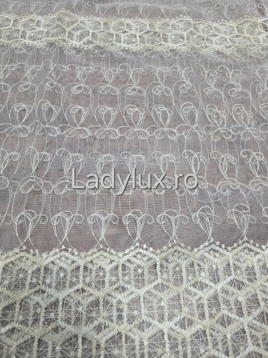 Perdea Ivoar cu broderie Ivoar Model Hexa gata cusuta cu tiv si rejansa - 3M x 1.9 h [2]