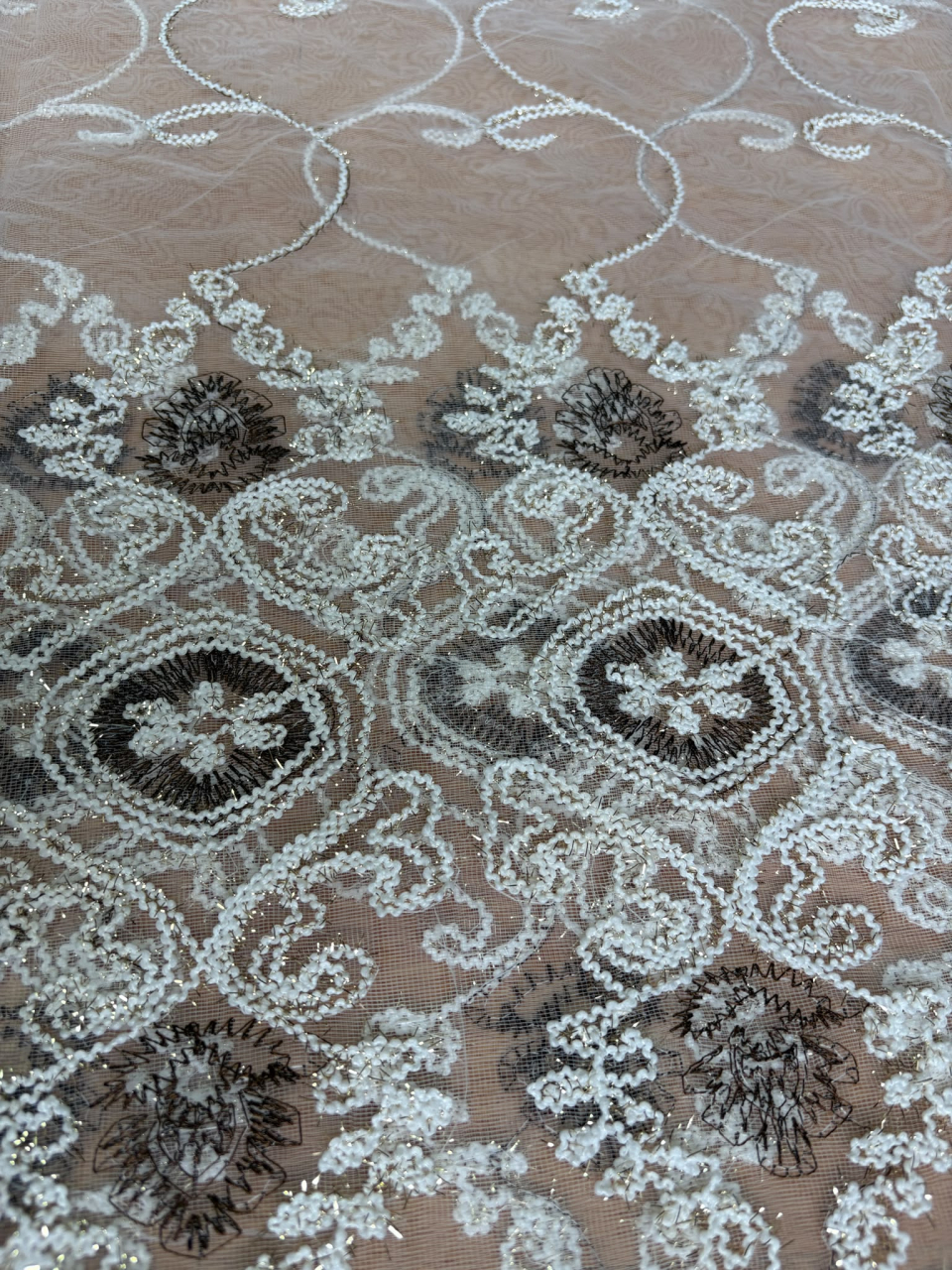 Perdea Tull Alb Cu Broderie Maro Model LUXY Cu Tiv si Rejansa 3M x 2.5h [2]