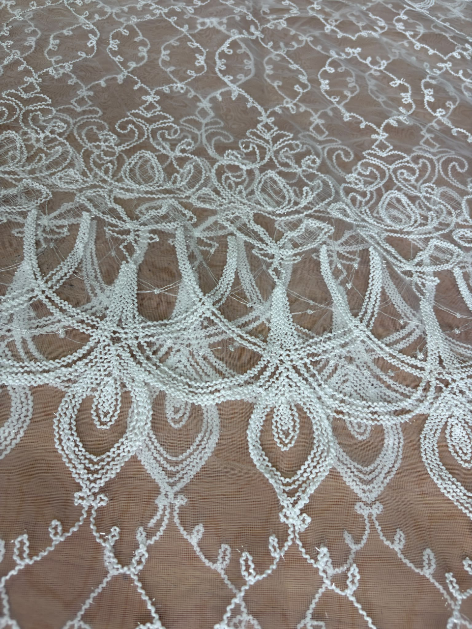Perdea Tulle Alb cu Broderie Alba Model LUXY-  Cu Tiv si Rejansa - 3M/ 2,5H [2]