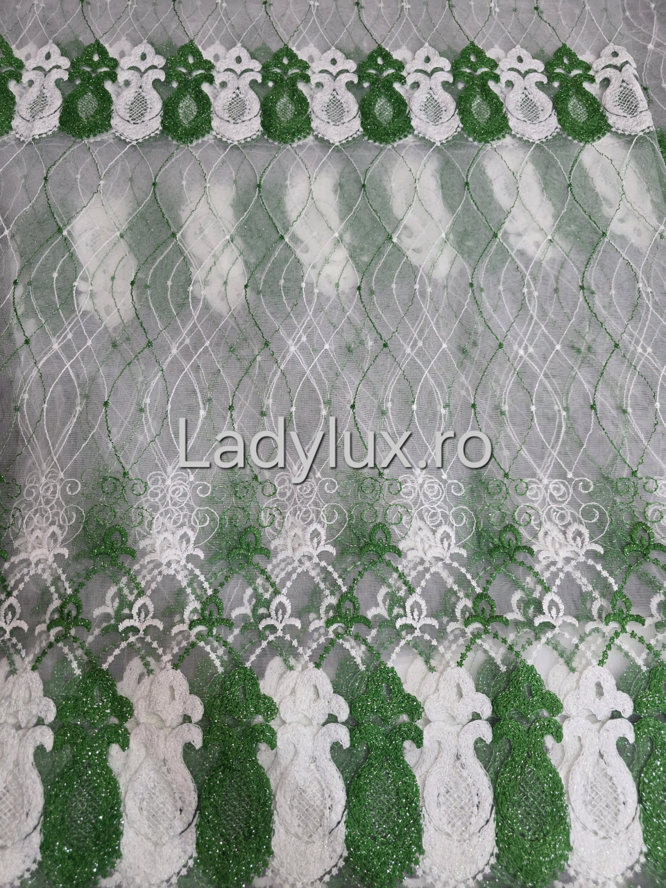 Perdea Tulle  Alba+Verde Model Vaza  cu Tiv si Rejansa  4M x 2.5h [2]