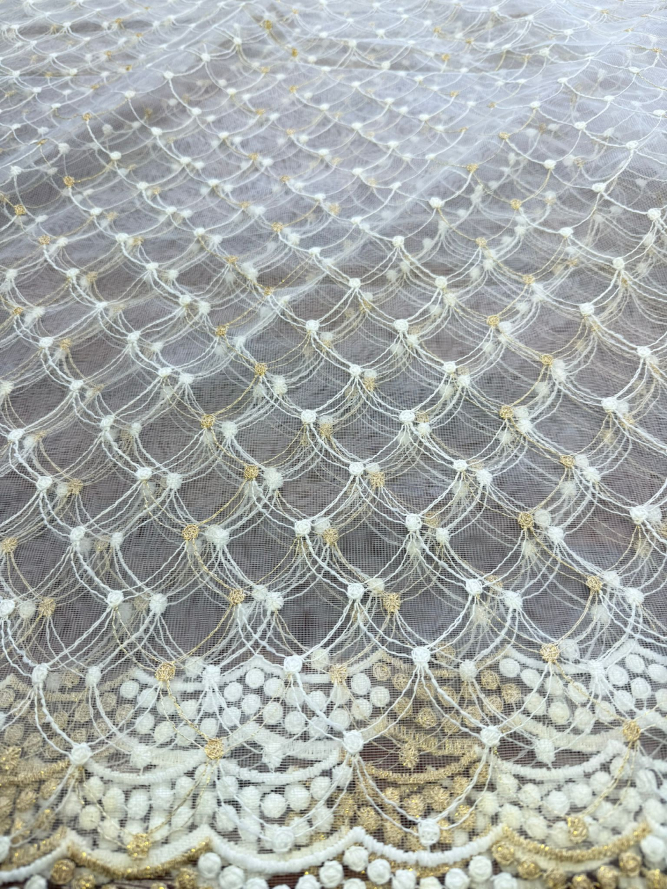 Perdea Tulle Broderie Alb+auriu - Cu Tiv si Rejansa Model Bumtinei 4M x 2.5h [3]