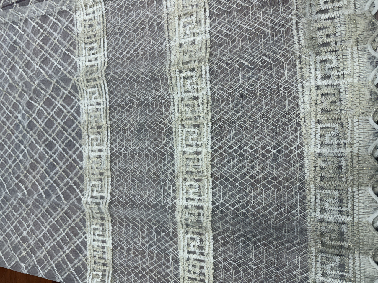 Perdea Tulle Broderie Alb+Capucino Model VRS - Cu Tiv si Rejansa - 3M x 2,5h [2]