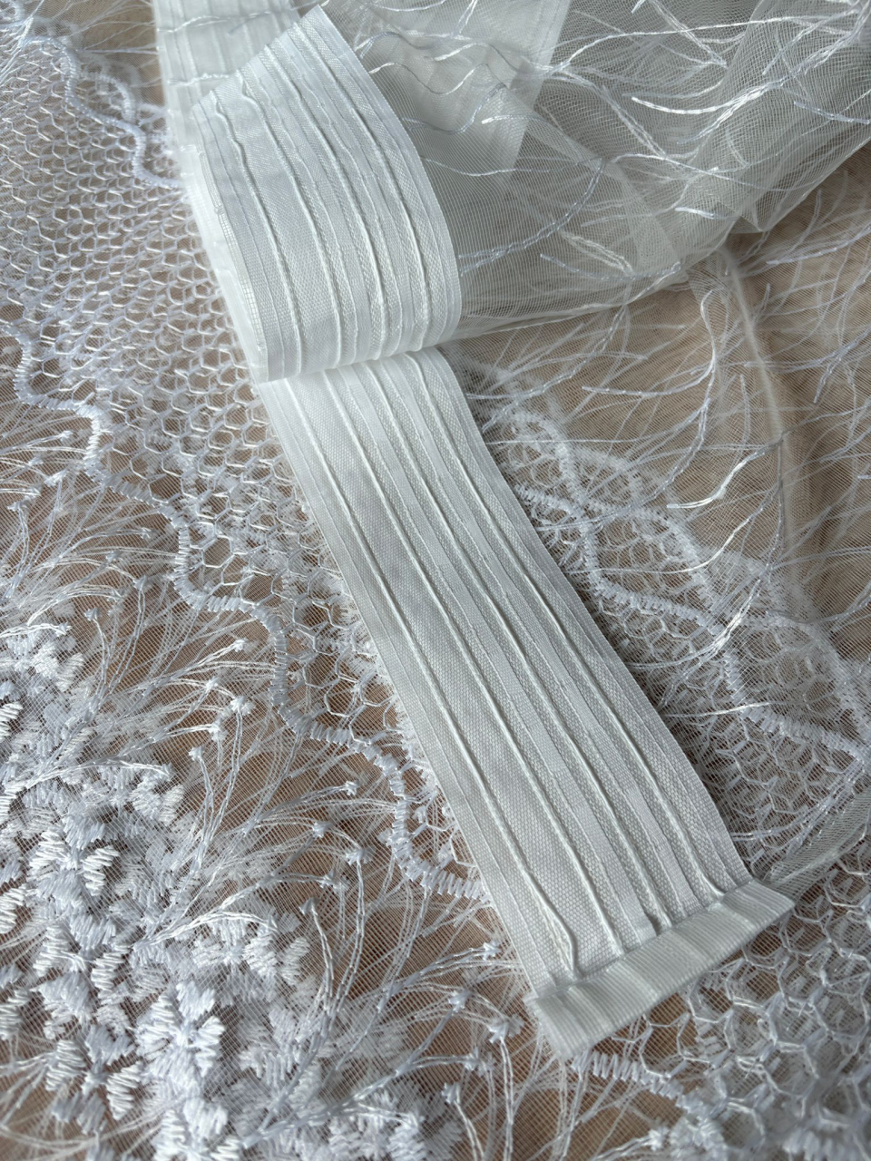 Perdea Tulle Broderie Alb Model Fagure Alb -  Cu Tiv si Rejansa - 4M x 2,5h [3]