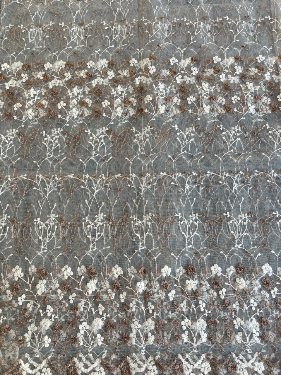 Perdea Tulle cu Broderie Alb+ Maro Model Romanita - Cu Tiv si Rejansa - 3M x 2.5 h [3]