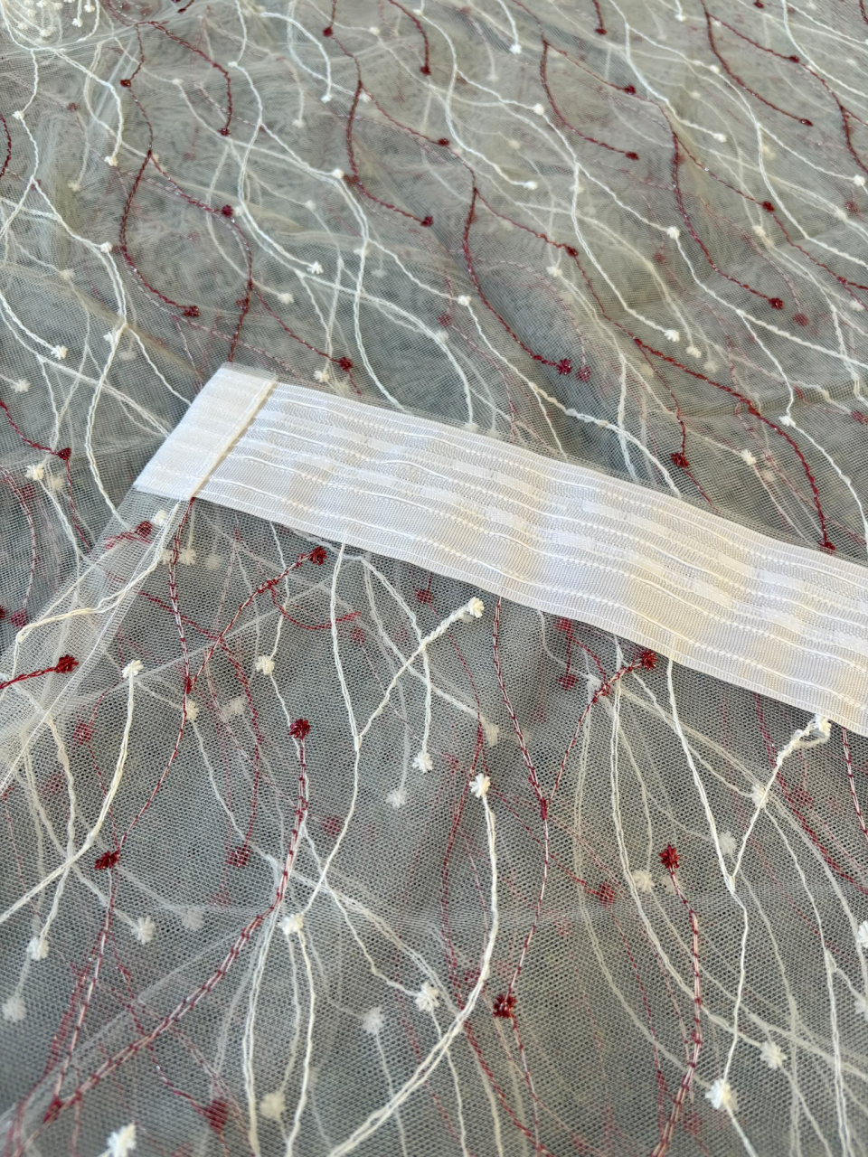 Perdea Tulle cu Broderie Alb+Bordo  Model Catrina - Cu Tiv si Rejansa - 3M x 2.5 h [5]
