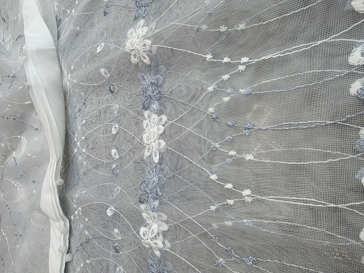 Perdea Tulle cu Broderie Alb+Gri Model Narcise - Cu Tiv si Rejansa - 3M x 2.5 h [4]