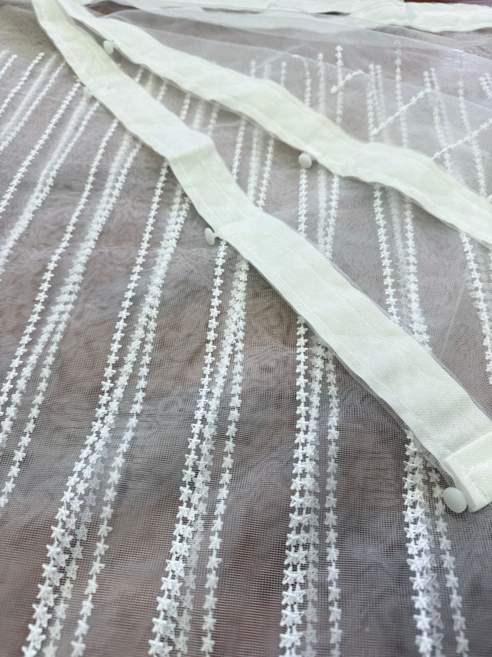 Perdea Tulle cu Broderie Alba Model Valuri - Cu Tiv si Rejansa - 3M x 2.5 h [3]