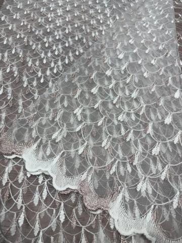 Perdea Tulle cu Broderie Alba+Roz Pudra 3M x 2.5h - Model Sirena [3]