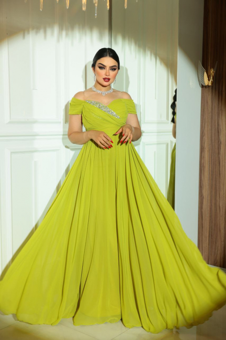 Rochie lunga Lime FloraGvF, din voal plin, cu umerii cazuti [1]