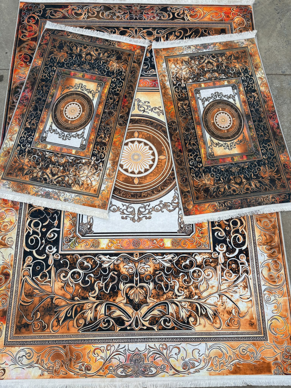 Set Covoare 3D Antiderapante SUBTIRI - 1 covor mare(140X200CM) + 2 pui(60X100) [2]