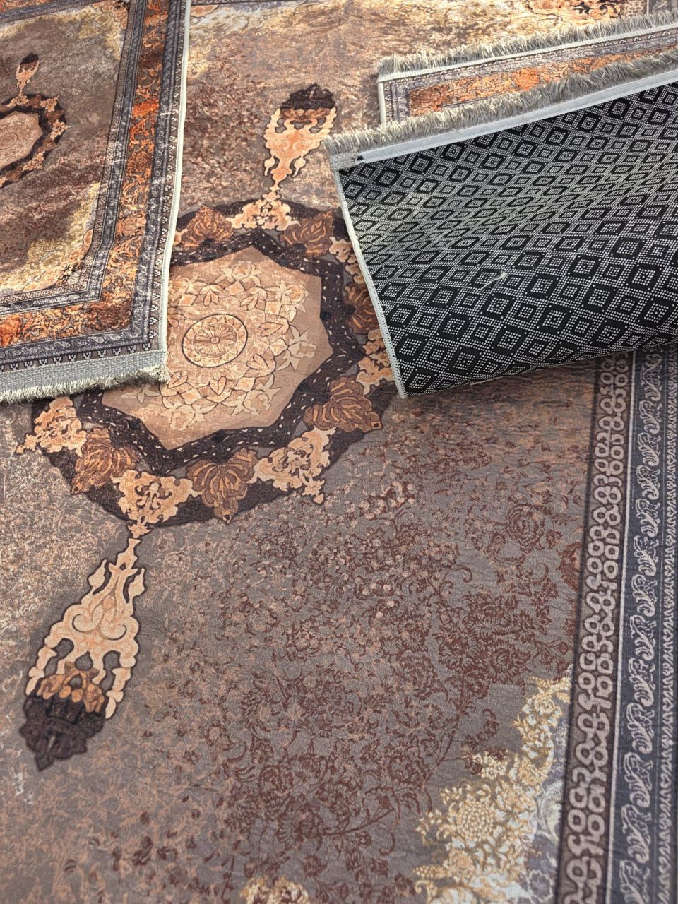 Set Covoare 3D Antiderapante SUBTIRI - 1 covor mare(140X200CM) + 2 pui(60X100) [3]