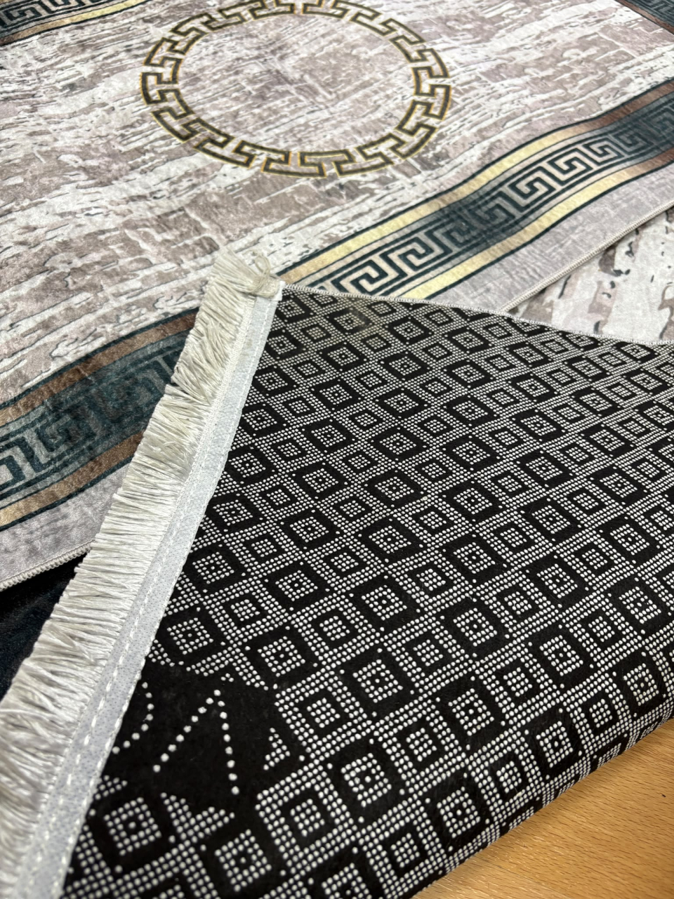 Set covoare antiderapante SUBTIRI - 1 covor mare(140X200CM) + 2 pui(60X100) [2]