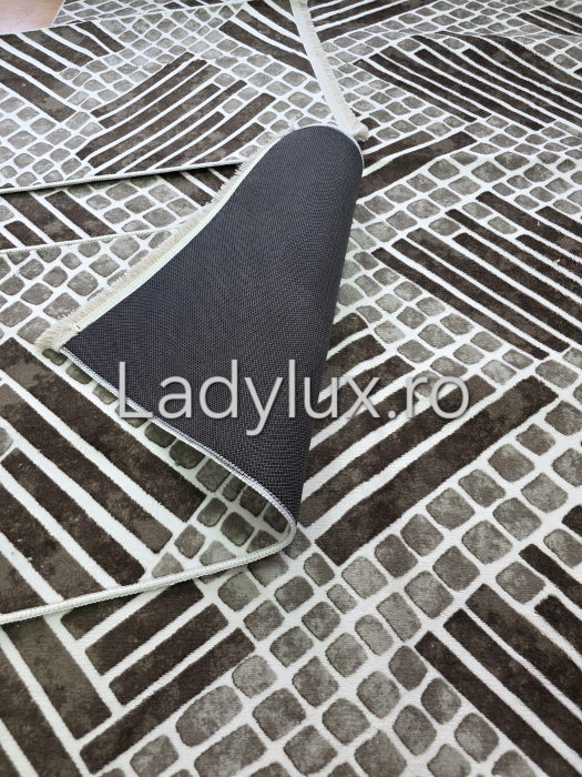 Set covoare antiderapante Maro – 1 covor mare(140X200CM) + 2 pui(60X100)-C1361 [4]