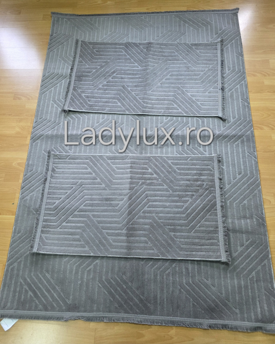 Set covoare antiderapante – 1 covor mare(140X200CM) + 2 pui(60X100)-C1350 [1]
