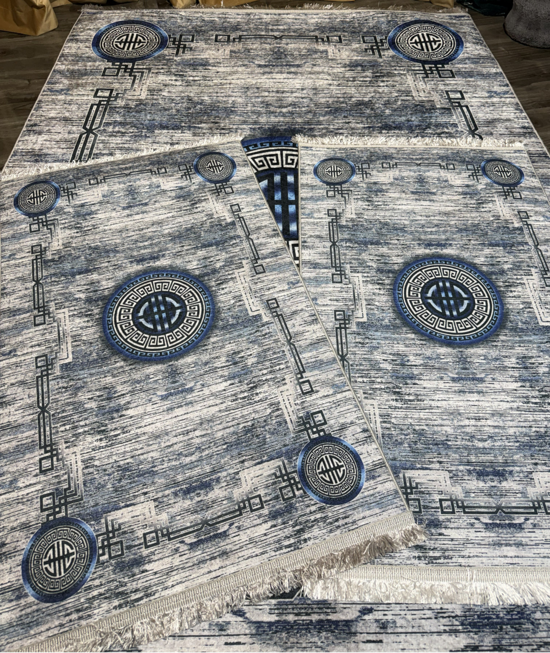 Set covoare antiderapante SUBTIRI - 1 covor mare(140X200CM) + 2 pui(60X100) [2]