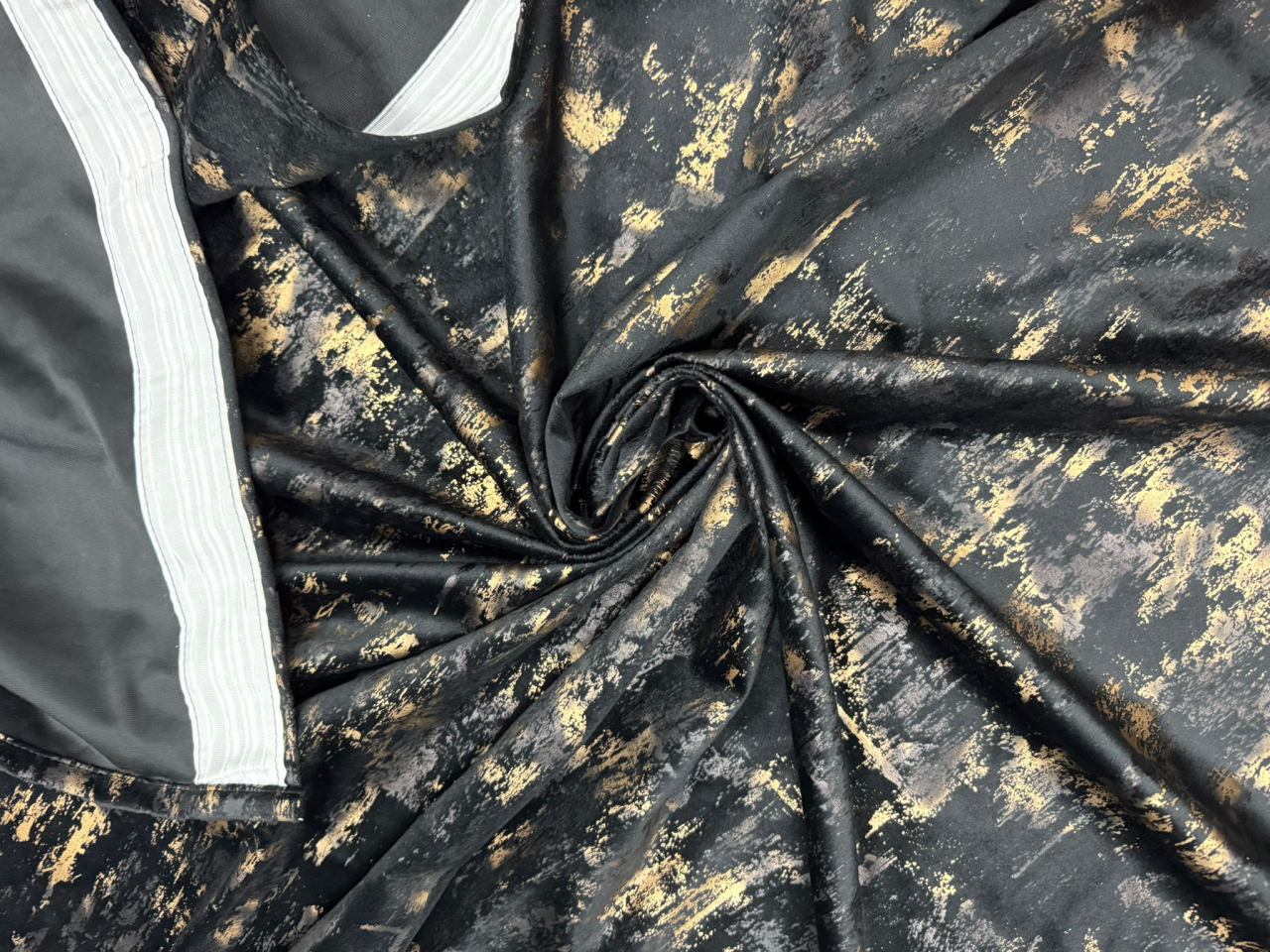 Set Draperii Catifea Negra cu Insertii Aurii  Cu Tiv și Rejansă 3M-2.7h [3]