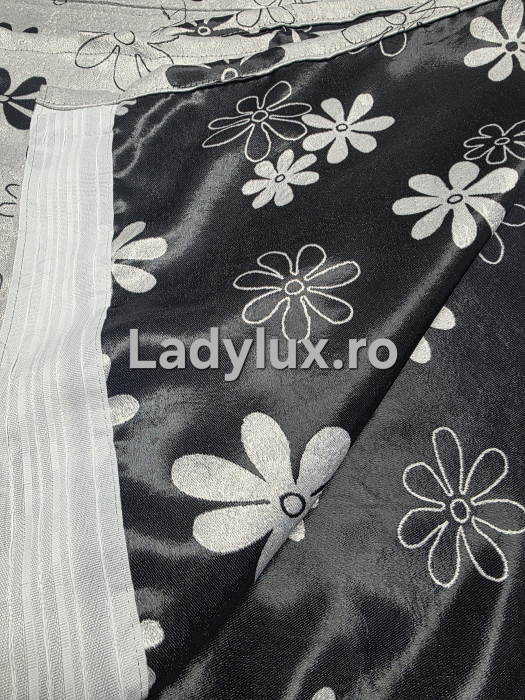 Set Draperii Gata Cusute cu Tiv si Rejansă, 3M –  Model Floricele Blackout [3]