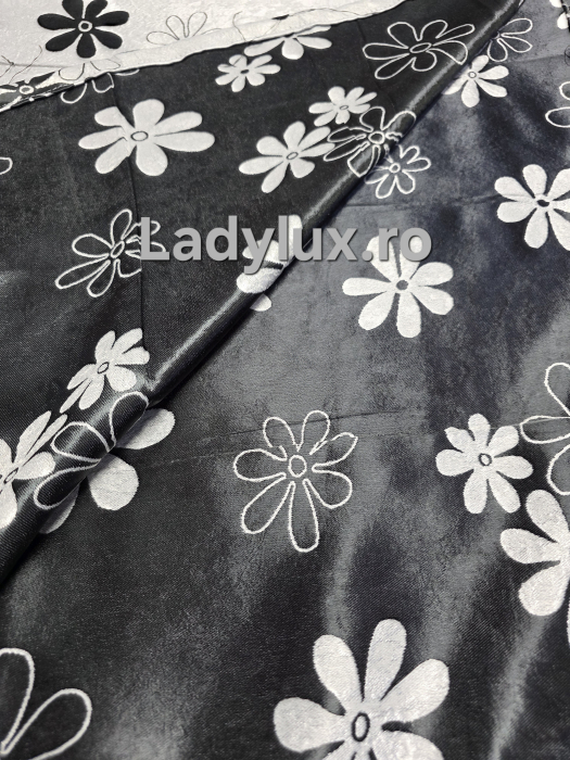 Set Draperii Gata Cusute cu Tiv si Rejansă, 3M –  Model Floricele Blackout [2]