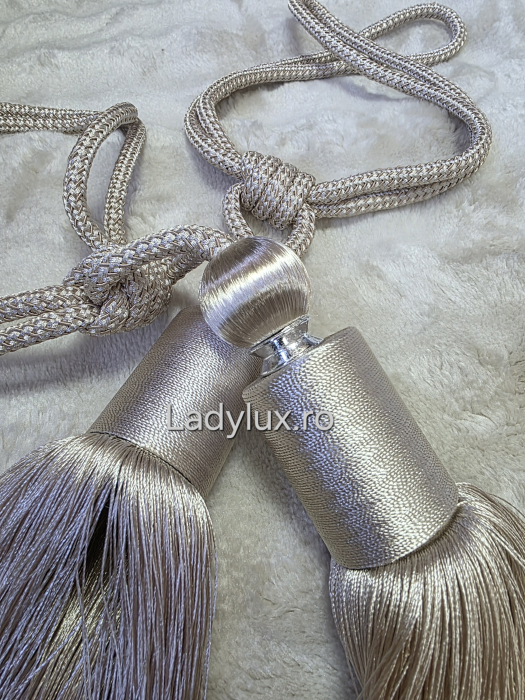 Set Prinzători Draperii Bej – Eleganță și Strălucire pentru Orice Decor - C1622 [2]