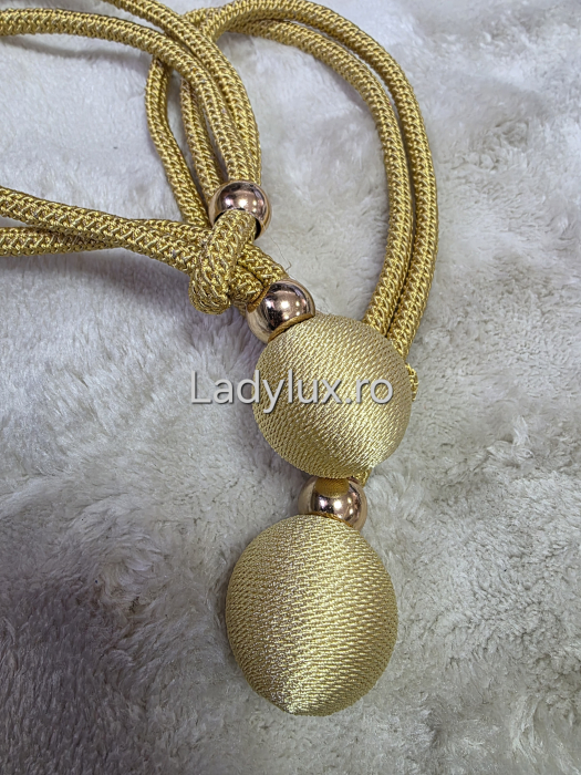 Set Prinzători Draperii Aurii– Eleganță și Strălucire pentru Orice Decor -  C1629 [2]