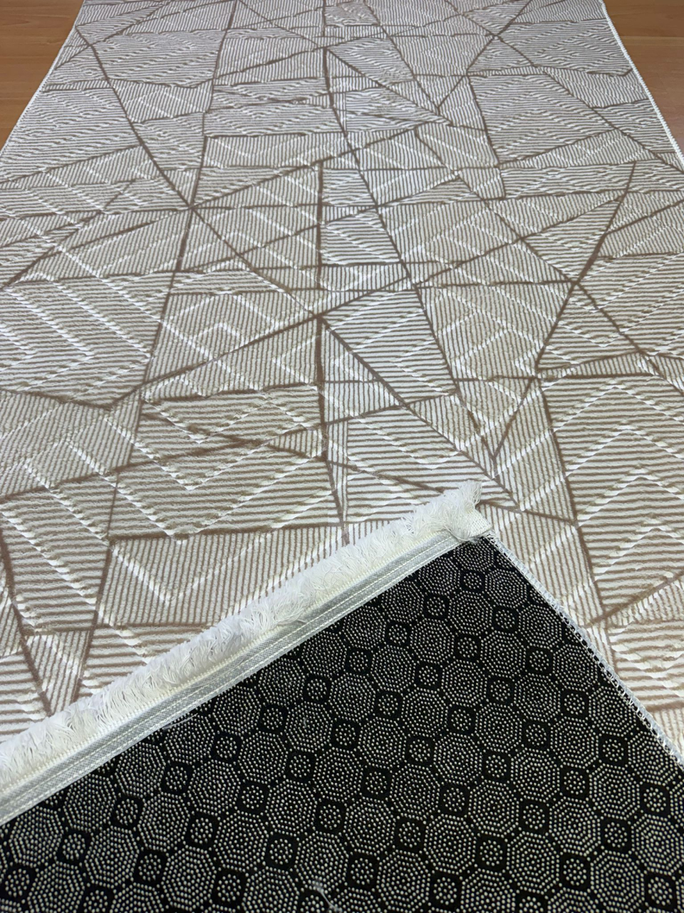 Traversa Antiderapanta , Model Geometric Crem  -100 x 270 cm [2]