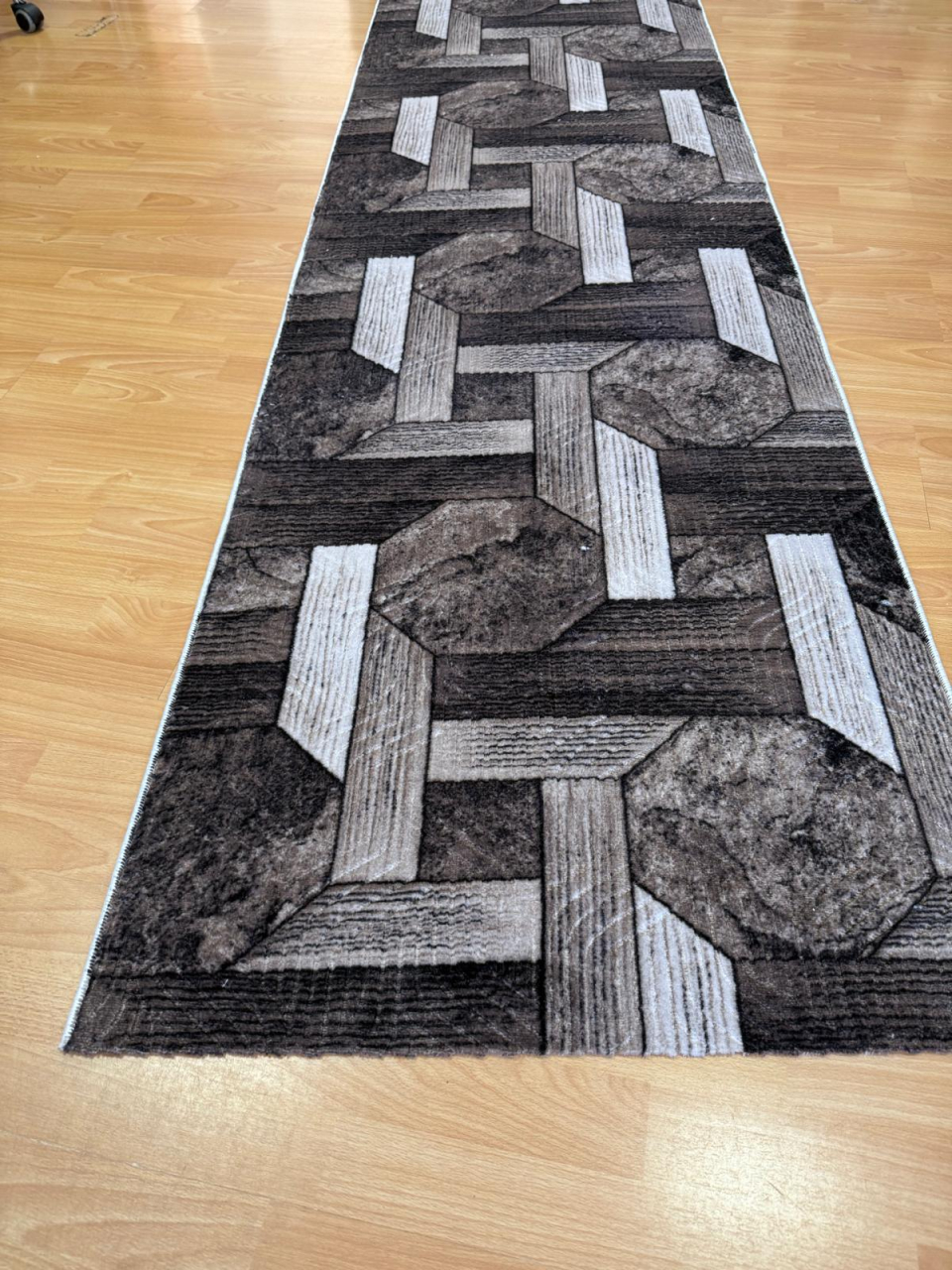 Traversă la Metru Liniar, Model Hexagon Maro  Latime 120 cm [2]
