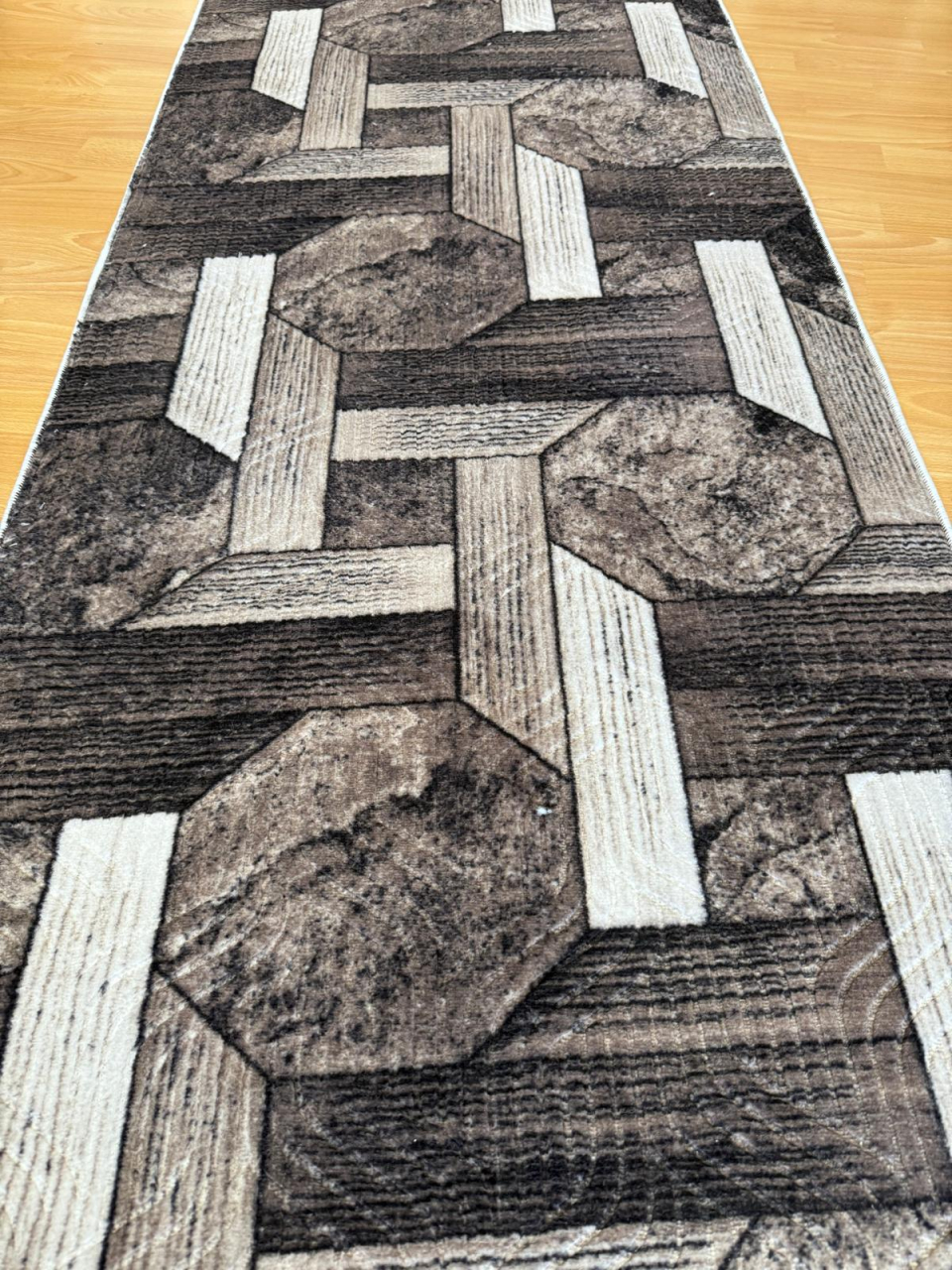 Traversă la Metru Liniar, Model Hexagon Maro  Latime 120 cm [3]